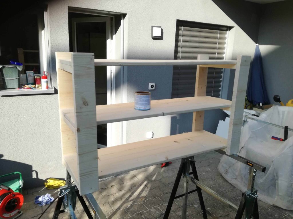 The shoe rack ready for staining